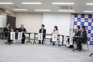 3月18日（金）、オンラインにて新しい学校の会（桃井隆良理事長､略称:新学会）令和三年度教育シンポジウムが開催されました。