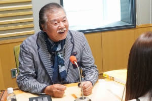 成美学園高等學校を運営する成美学園グループの理事長・酒井秀光さんが、4月から始まるニッポン放送のラジオ特別番組に出演します。