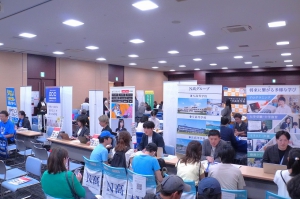 学びリンクは、6月15日（日）、京都JAビルB2F（京都府京都市）にて、「通信制高校・サポート校合同相談会」を開催しました。
