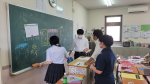 日々輝学園高校東京校では、今年度の藤沢地区夏祭りでのボランティア活動の準備が始まりました。