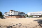 9月30日（金）、2023年4月開校予定の近畿大阪高校（設置認可申請中、本校：大阪府阪南市）の校舎見学に伺いました。