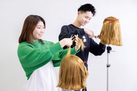 総合的な探究の時間「ヘアカット入門」