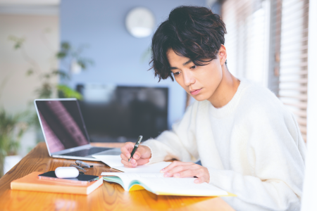 ネット教材で学習&レポート提出