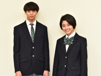 緑を基調にしたオリジナル制服