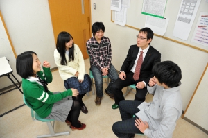 同じ気持ちを持った仲間と落ち着いて学べます